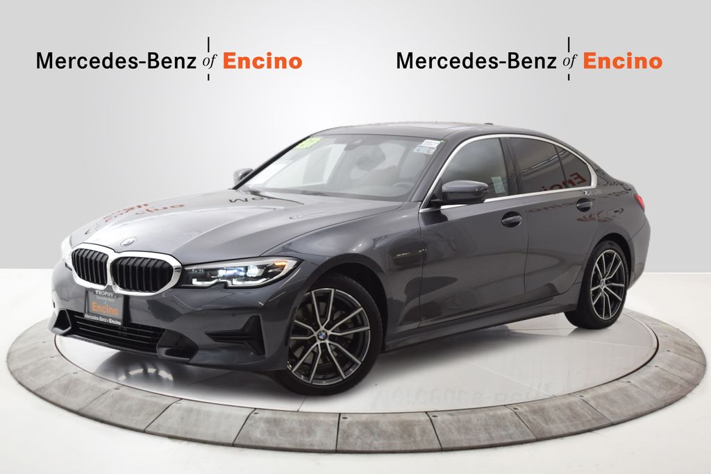 Gray (Mineral Grey Metallic) 2021 BMW 3 Series 330i RWD Sedan Rear-Wheel Drive 8-Speed Automatic