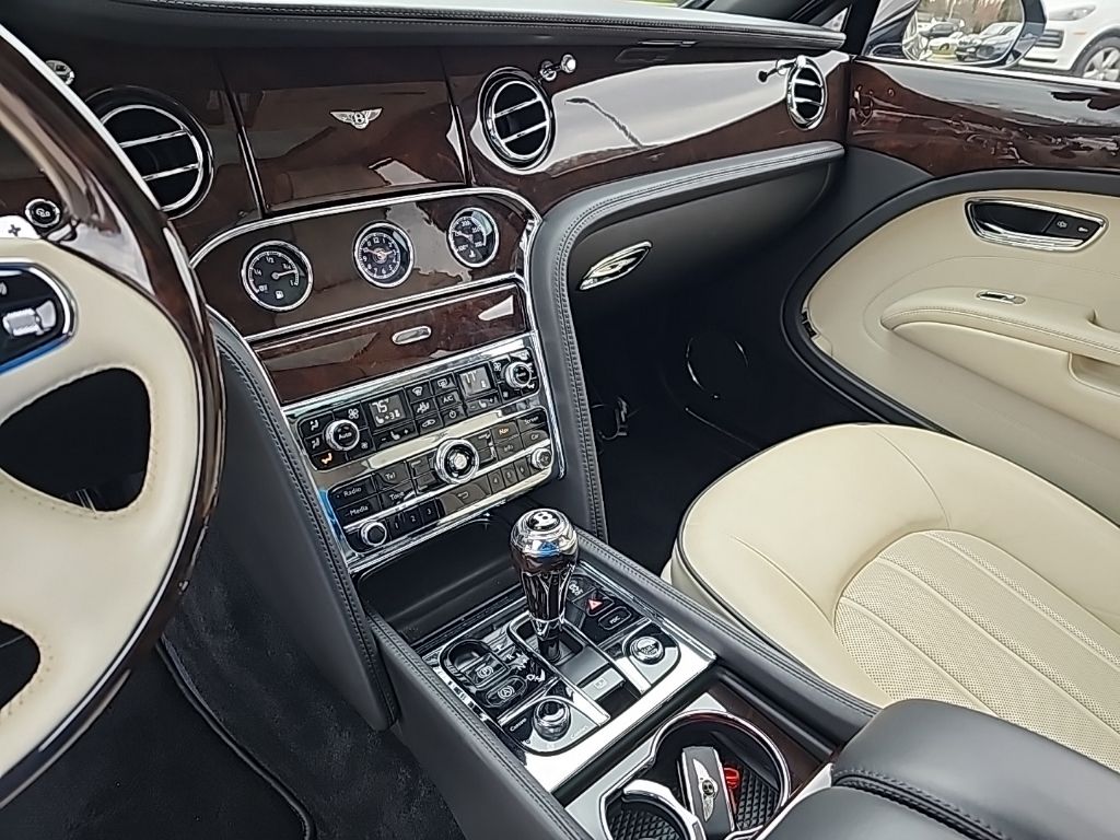 2014 Bentley Mulsanne Base 25