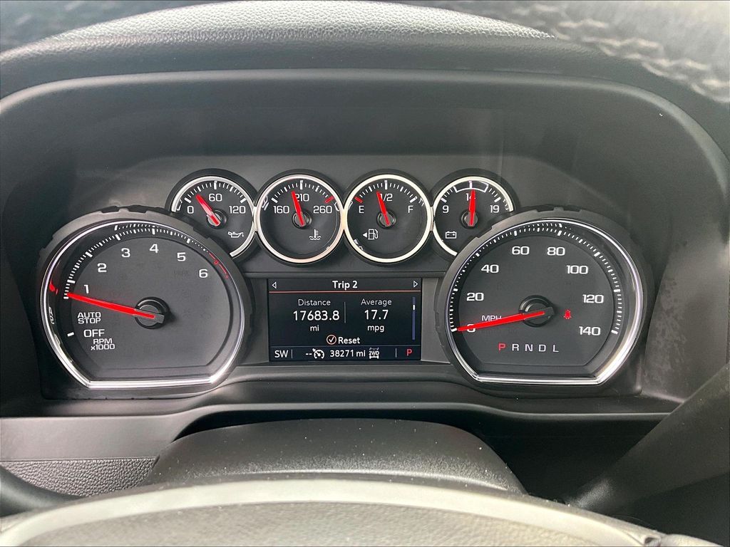 2021 Chevrolet Silverado 1500 — photo 24