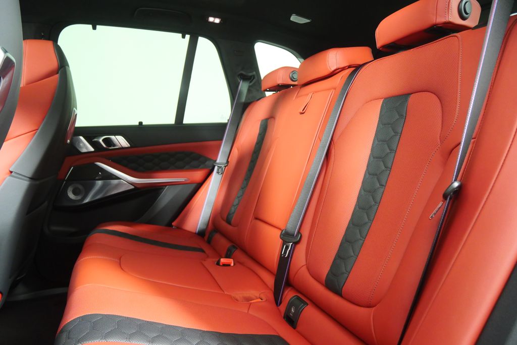 Thumbnail: 2026 BMW X5 - 16