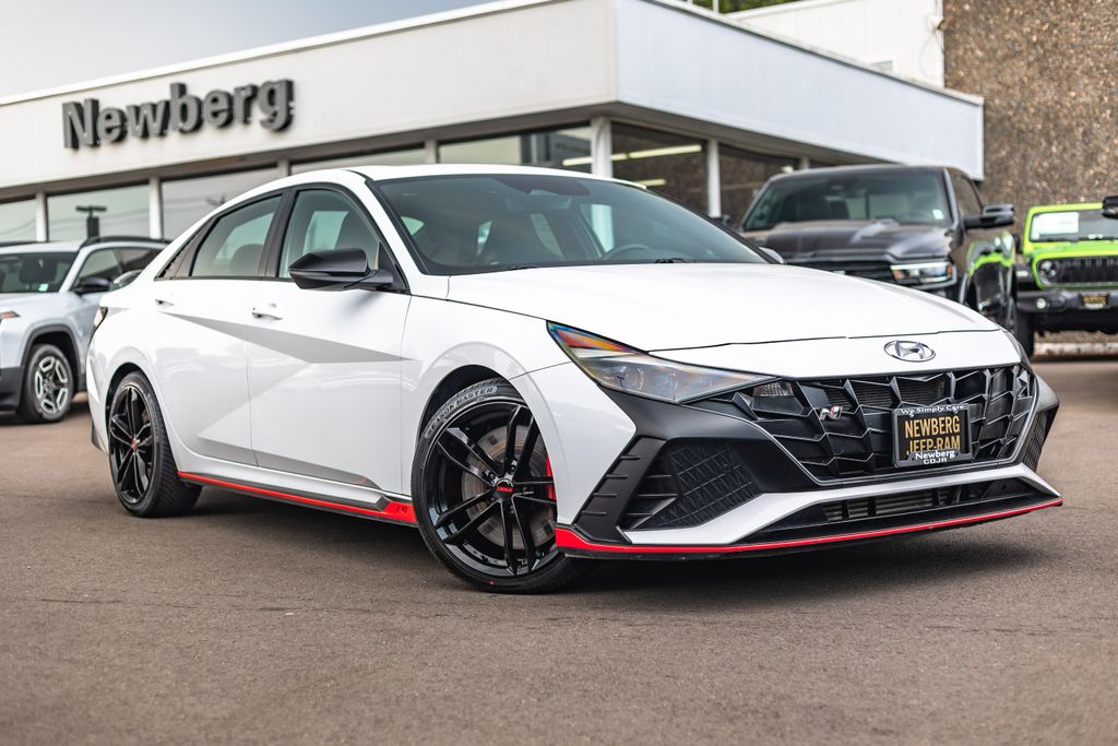  2022 Hyundai Elantra N FWD   