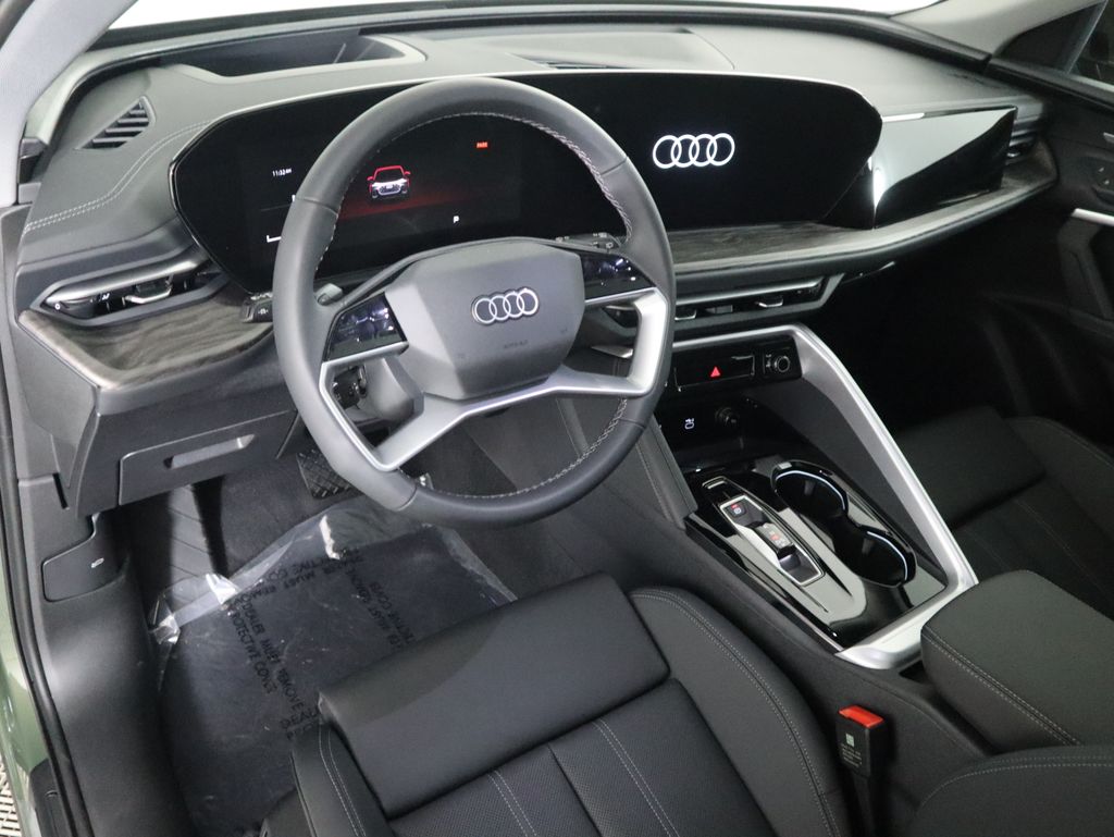 Thumbnail: 2025 Audi Q5 - 9