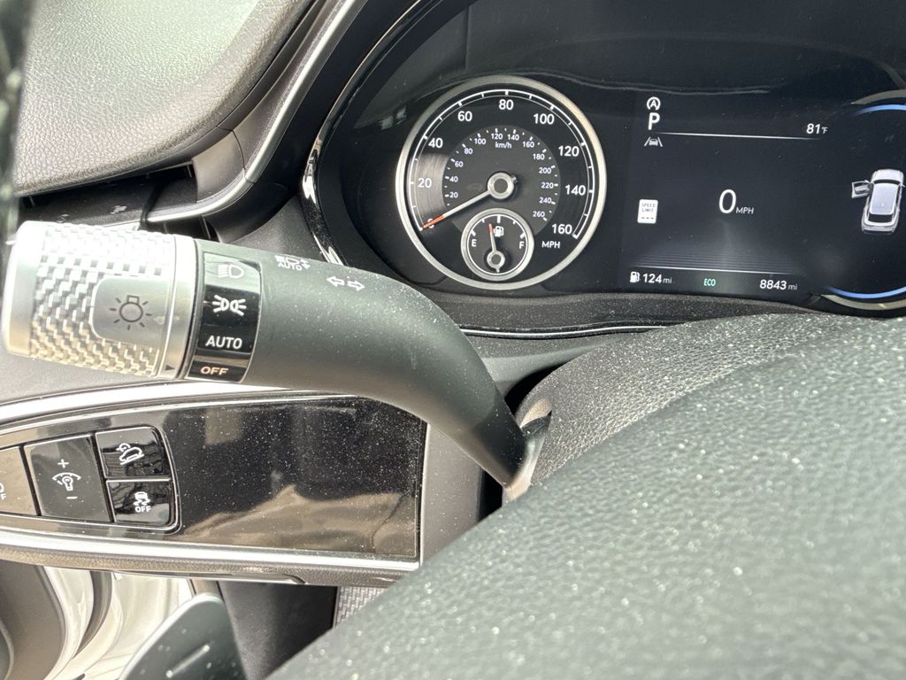 Thumbnail: 2023 Genesis GV70 - 28