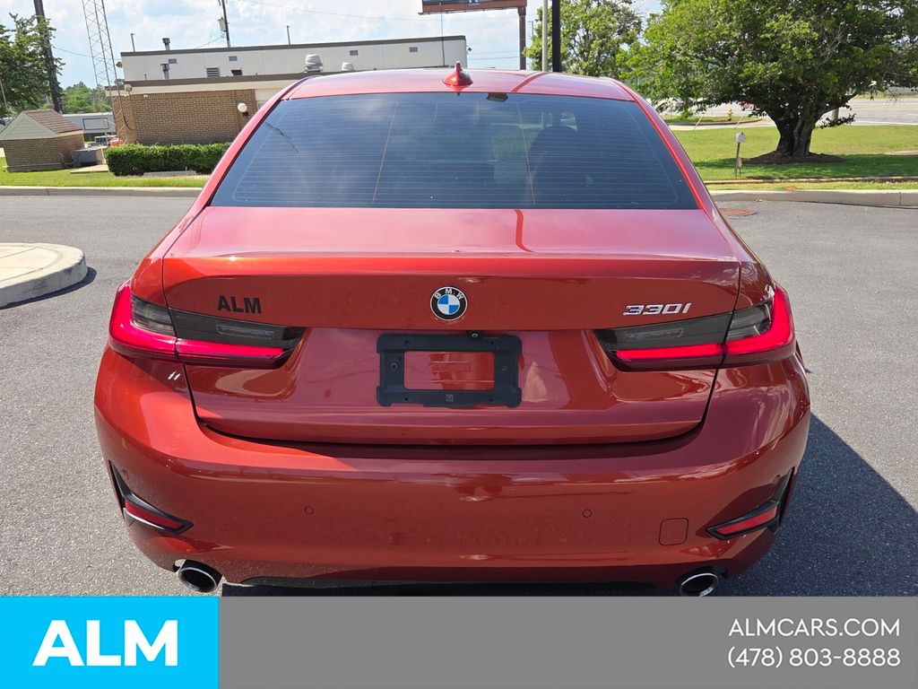 Used 2022 Orange BMW 330i image 5
