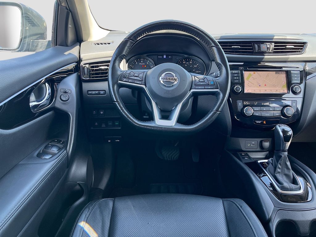 Used 2022 Gray Nissan SL image 22
