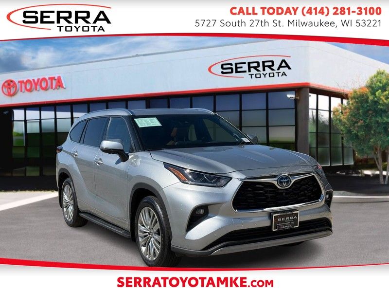 Celestial Silver Metallic 2024 Toyota Highlander Hybrid Platinum AWD SUV / Crossover All-Wheel Drive Continuously Variable Transmission