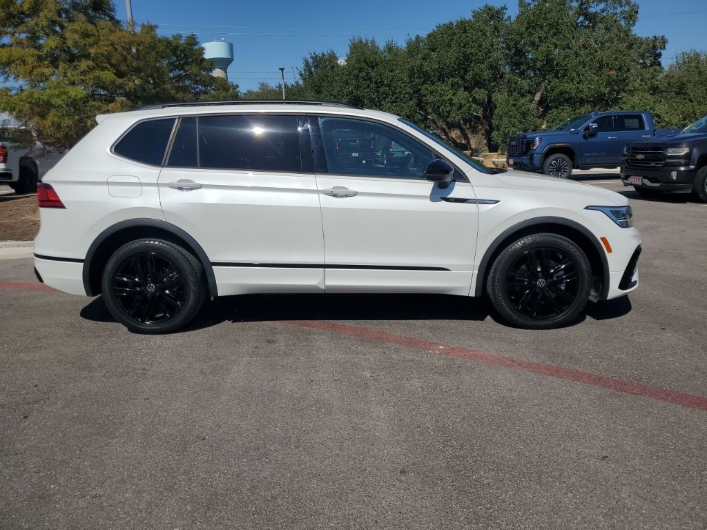 Used Car 2022 Volkswagen Tiguan  2.0t Se R-line Black For Sale Under $25,000 In Austin, Texas