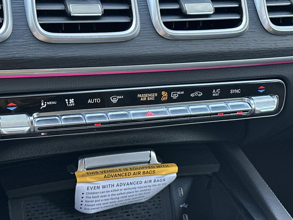 Thumbnail: 2026 Mercedes-Benz GLE - 14