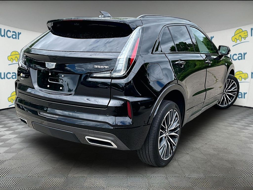 2024 Cadillac XT4 — photo 6