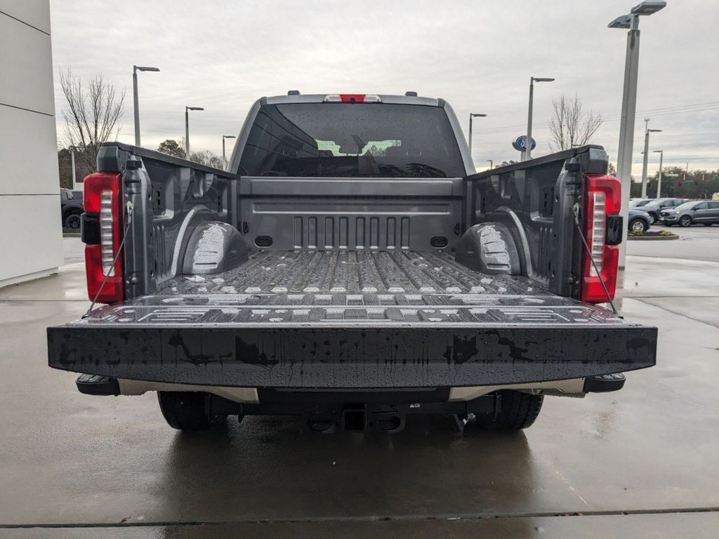 2025 Ford F-250 Super Duty Lariat