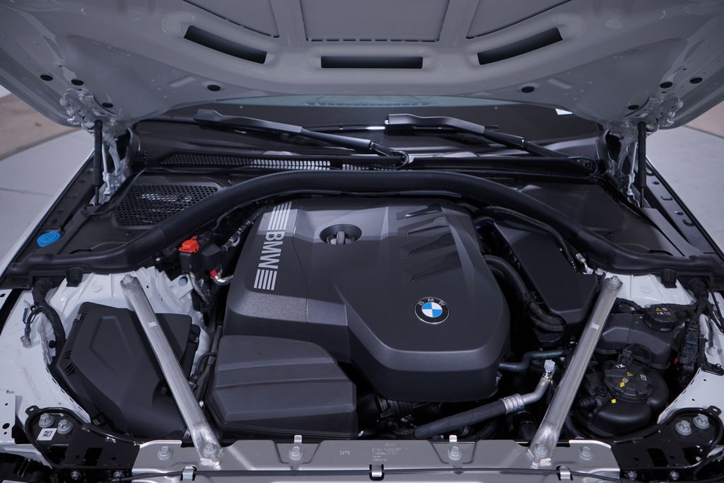 Thumbnail: 2026 BMW 4 Series - 14