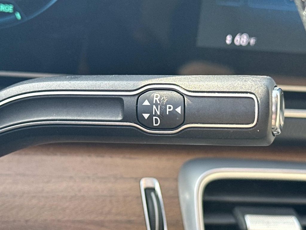 Thumbnail: 2021 Mercedes-Benz GLS - 29