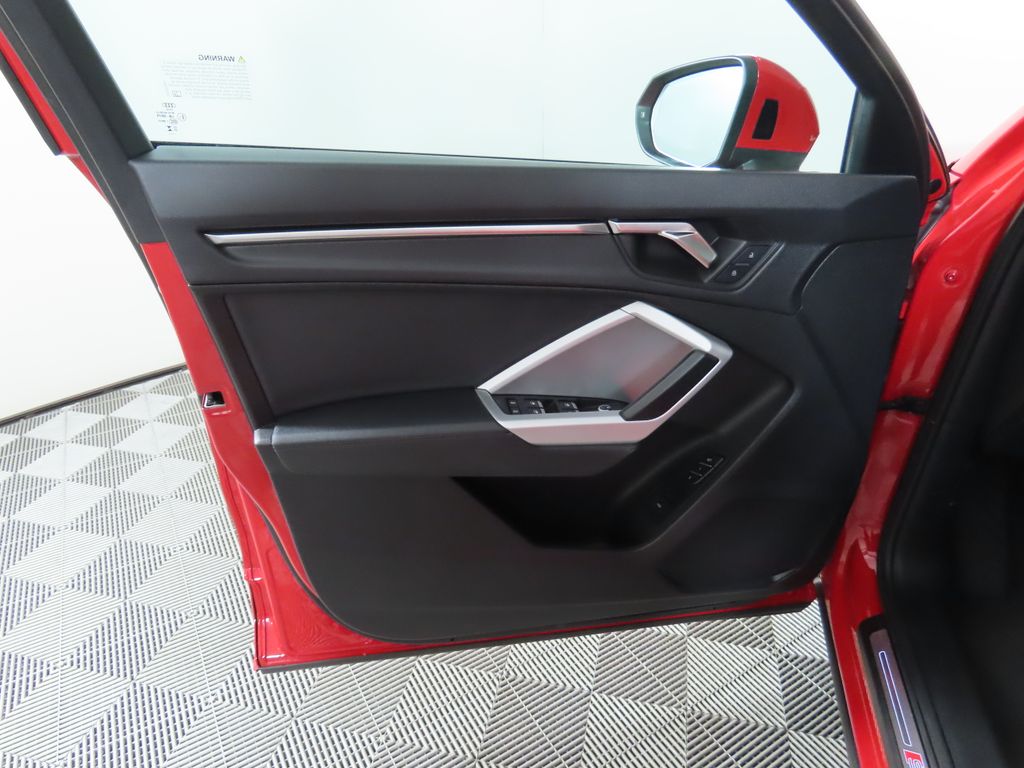 2024 Audi Q3 Premium 24