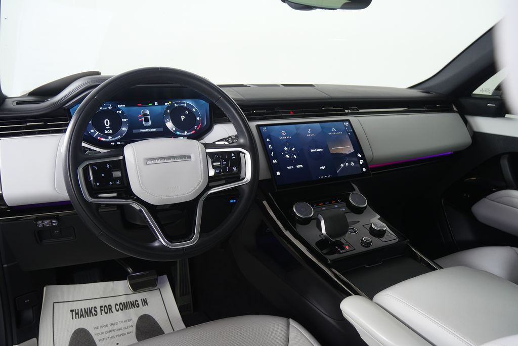 Thumbnail: 2023 Land Rover Range Rover Sport - 21