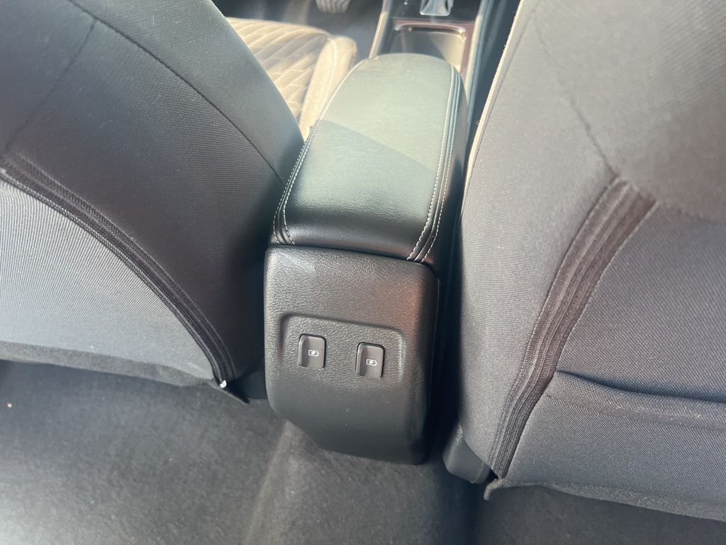 2022 Nissan Kicks SV photo