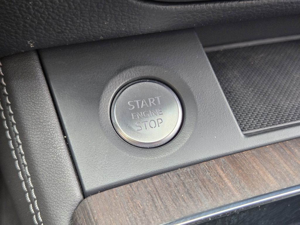 used 2024 Audi Q5 Sportback car, priced at $33,392