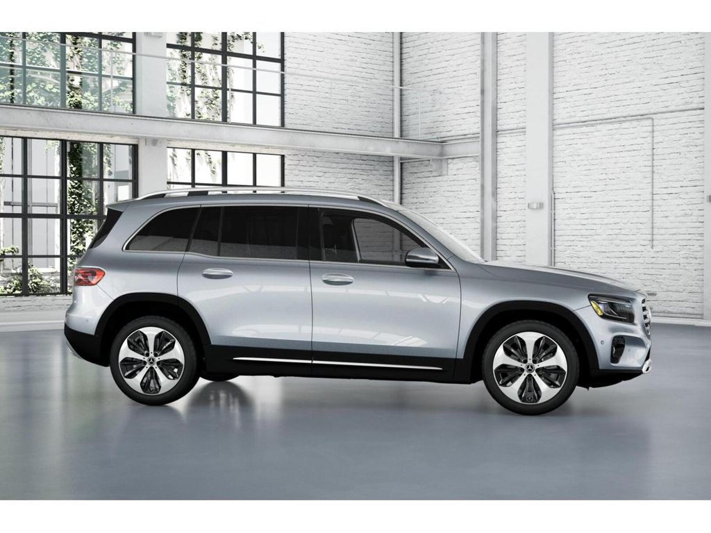 2025 Mercedes-Benz GLB 250 15