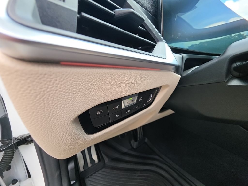 Used 2024 White BMW 430i image 16