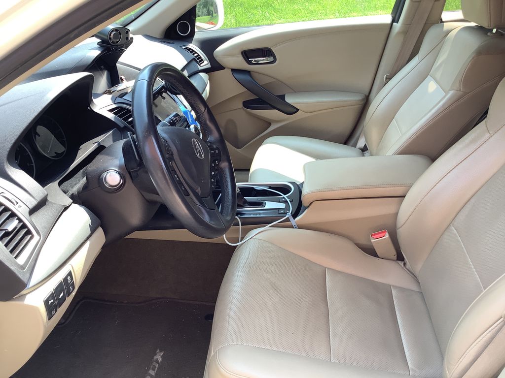 Used 2016  Acura Base image 5