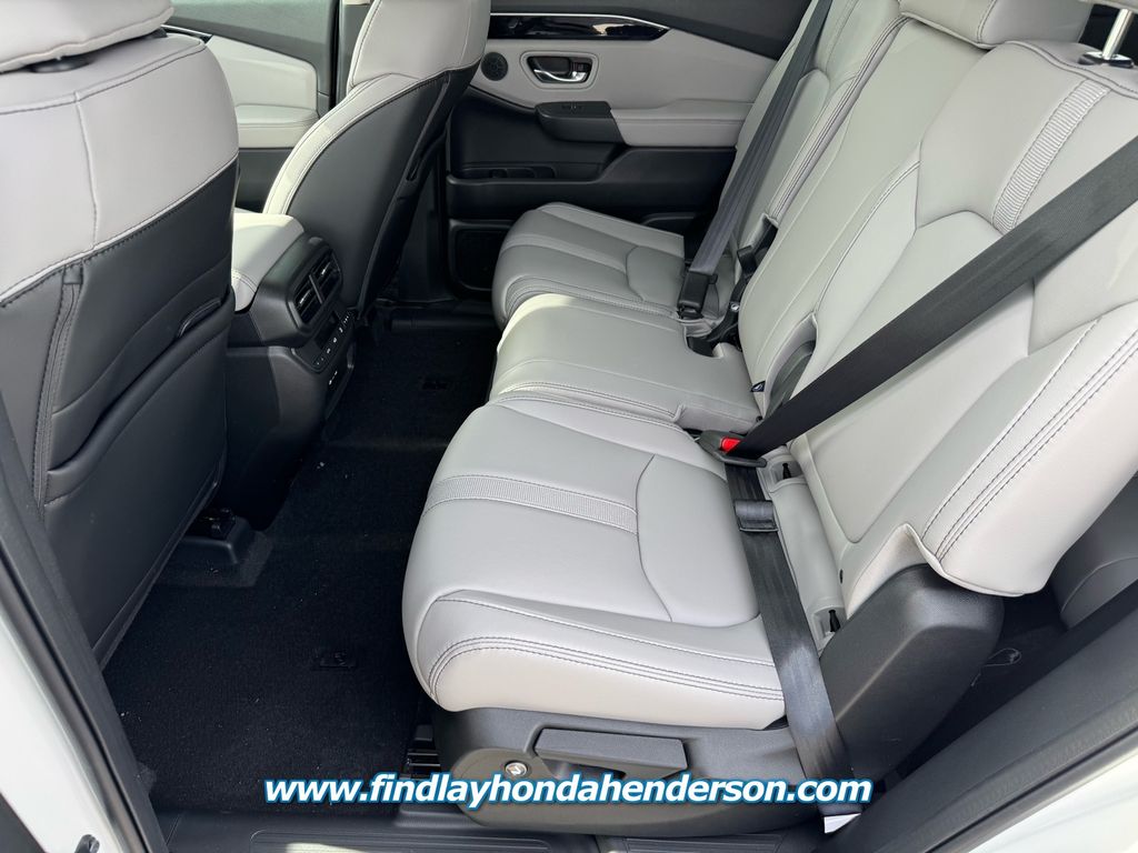 2025 Honda Pilot EX-L photo