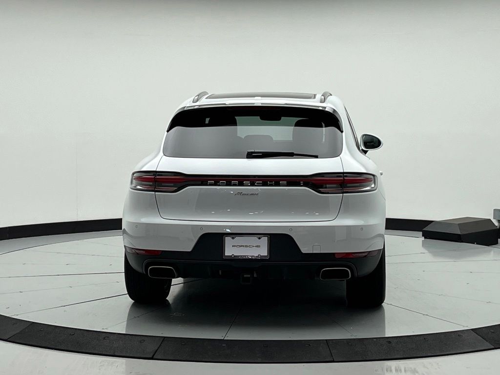 Thumbnail: 2020 Porsche Macan - 8