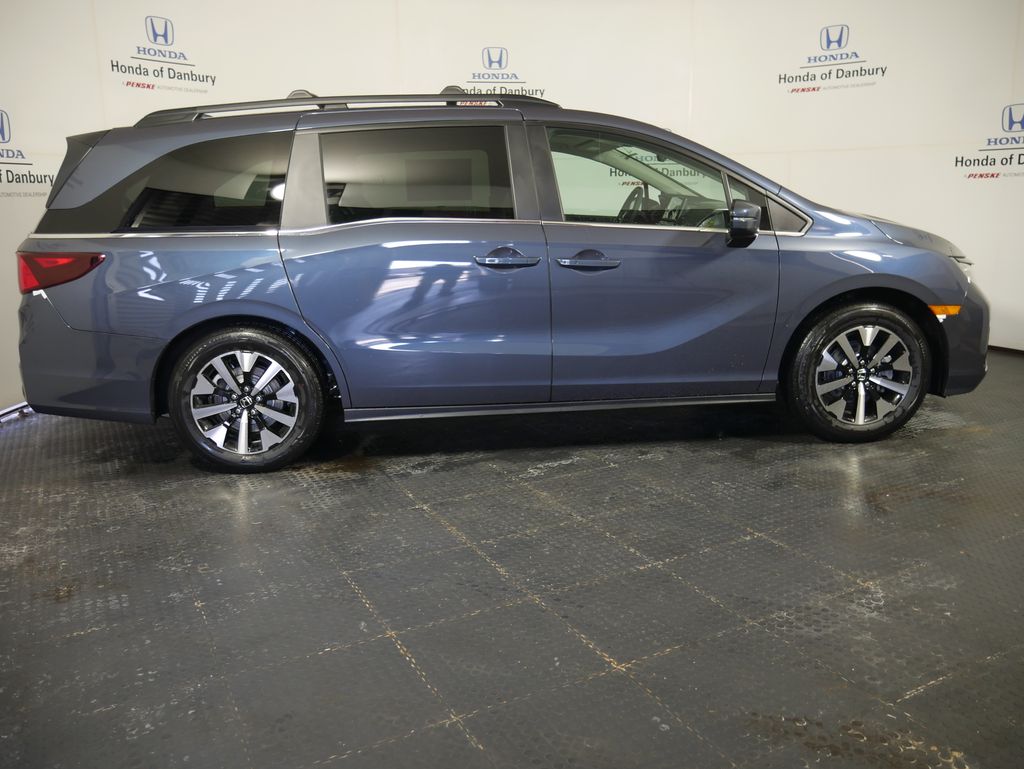 Thumbnail: 2026 Honda Odyssey - 3