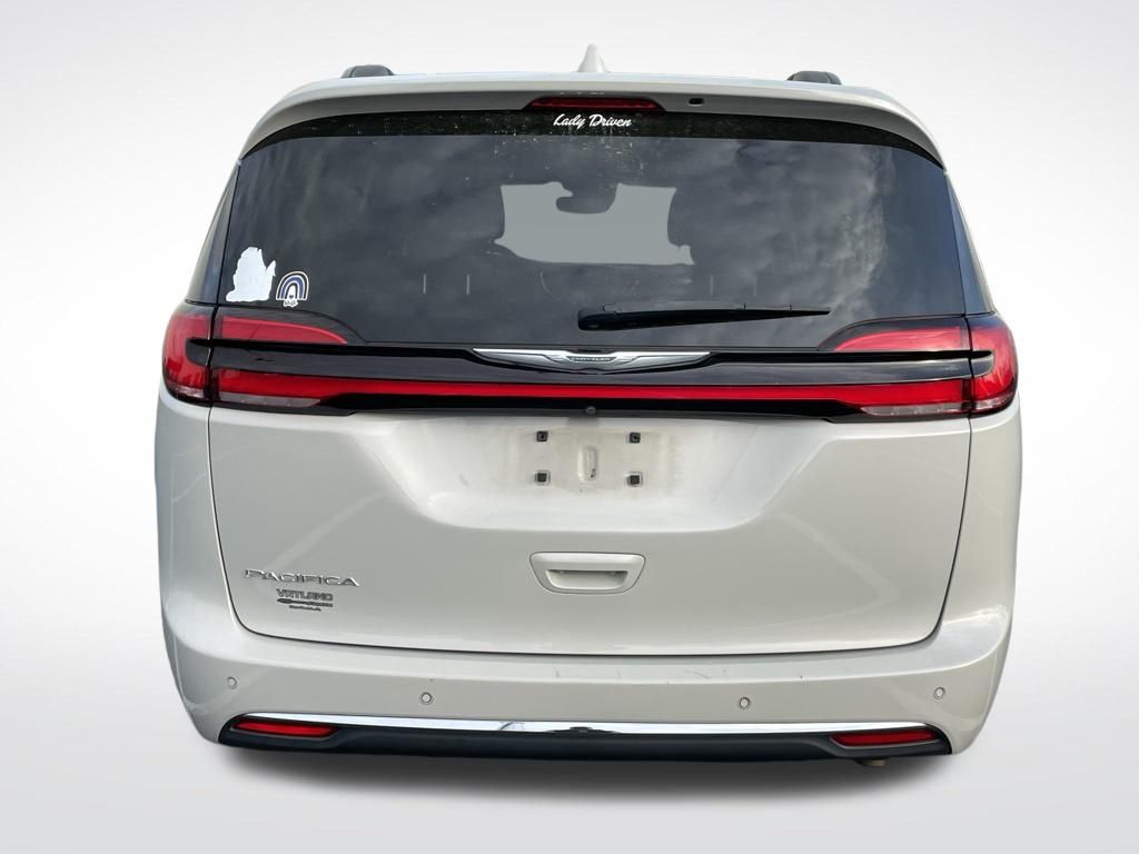 Thumbnail: 2021 Chrysler Pacifica - 4