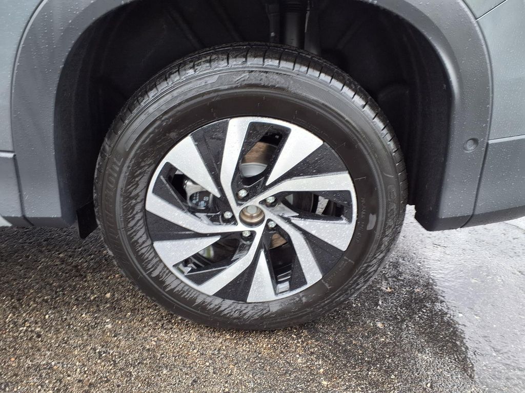 New 2026 Platinum Gray Metallic Volkswagen 2.0T S image 7