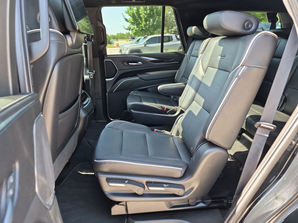 Used 2021 Black Cadillac Sport image 36