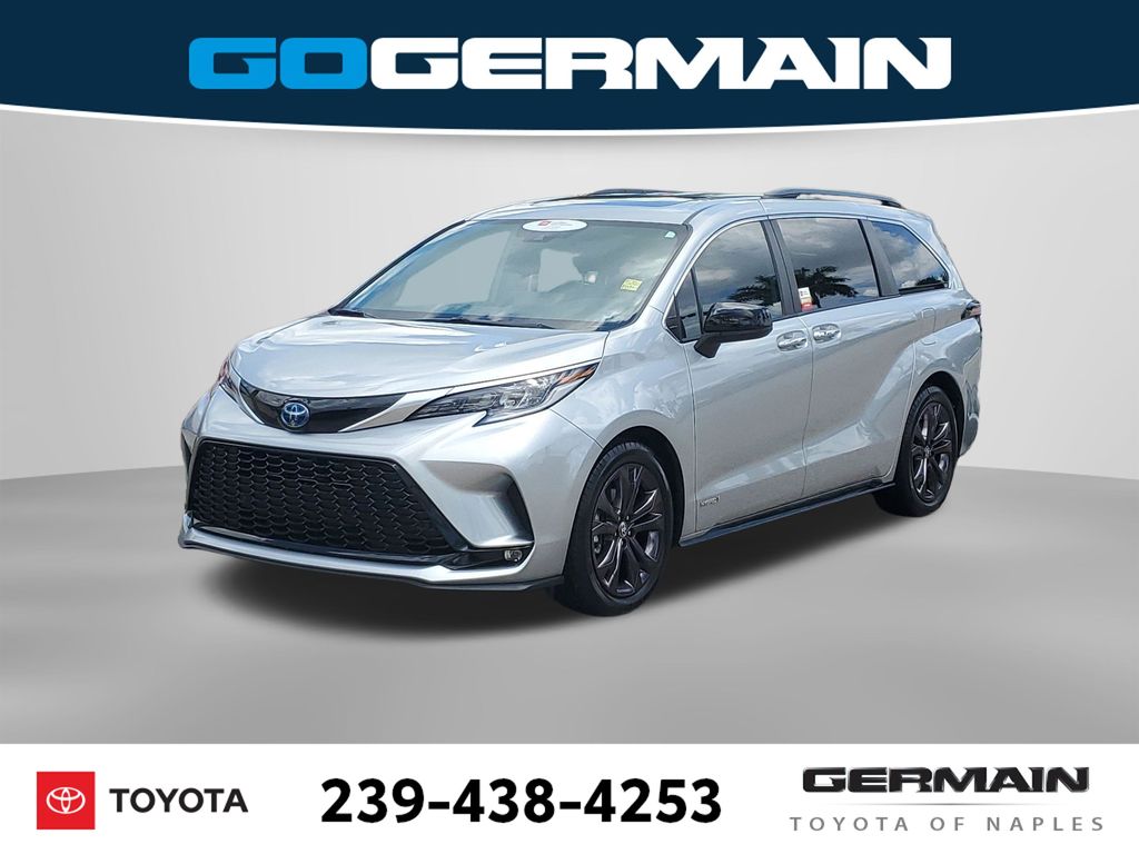 Celestial Silver Metallic 2021 Toyota Sienna XSE 7-Passenger FWD Minivan Front-Wheel Drive Continuously Variable Transmission