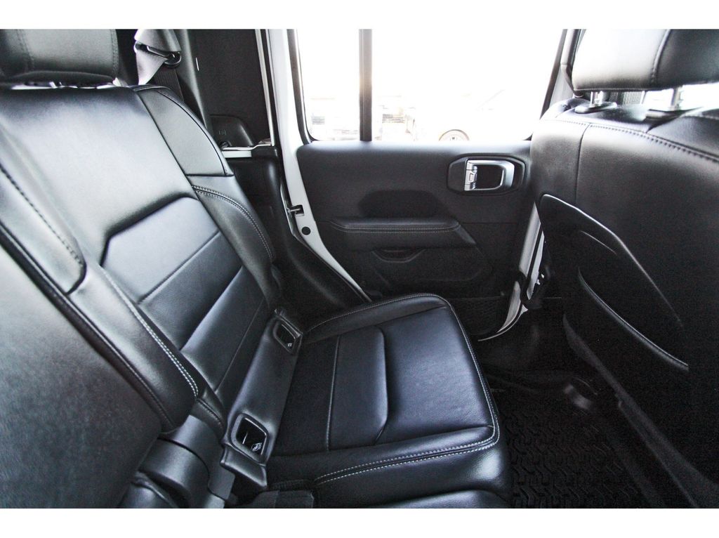 Used 2021 Jeep Gladiator Truck
