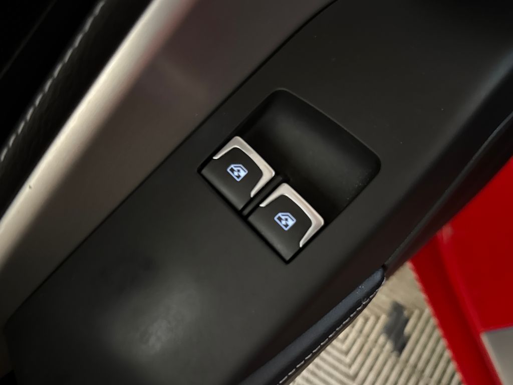 Used 2019 Red Chevrolet Stingray image 20