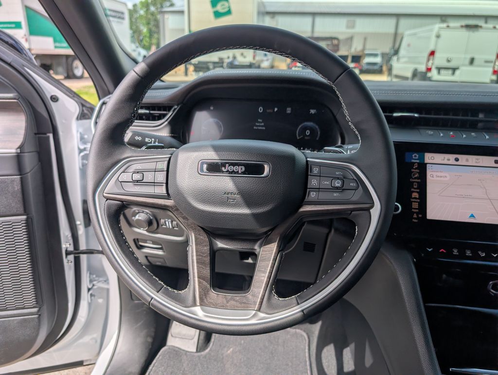 2026 Jeep Grand Cherokee Altitude White at Victoria Chrysler Dodge Jeep Ram