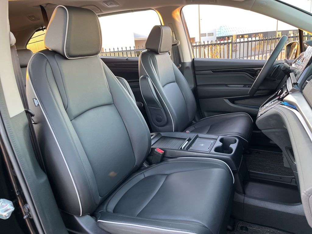 Thumbnail: 2026 Honda Odyssey - 30