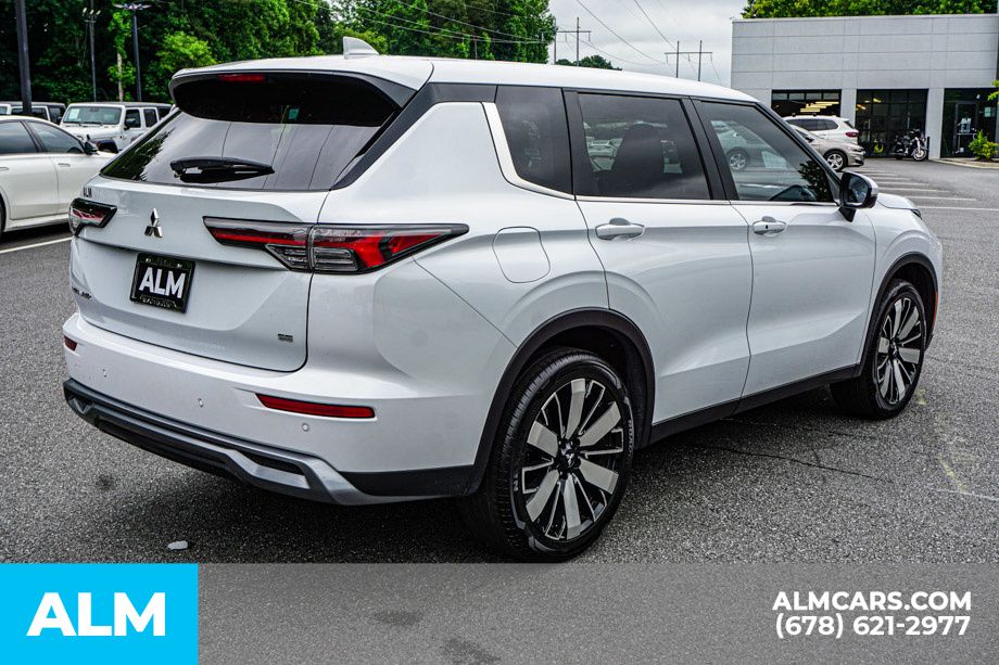 2025 Mitsubishi Outlander SE - Photo 6