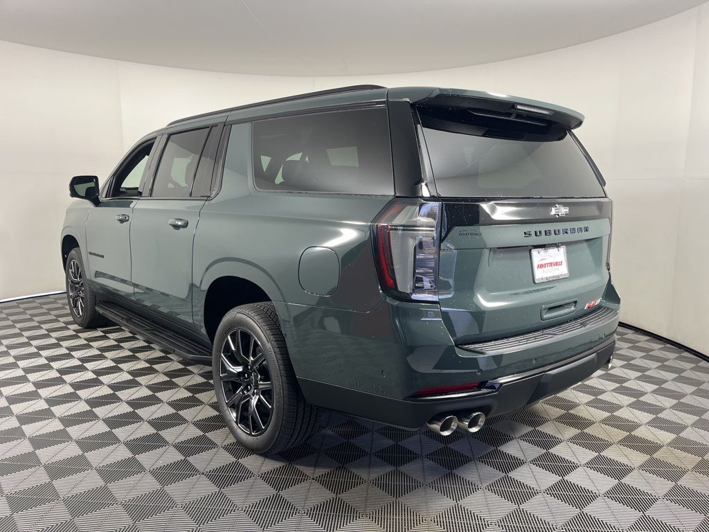 Thumbnail: 2026 Chevrolet Suburban - 3