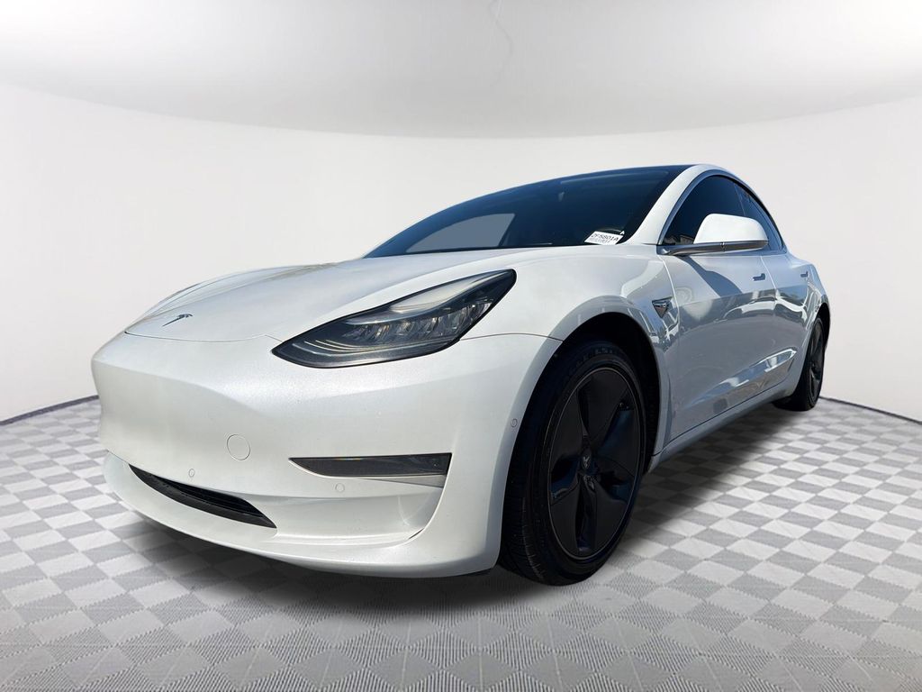 White 2020 Tesla Model 3 Standard Range Plus RWD Sedan Rear-Wheel Drive 1-Speed Automatic