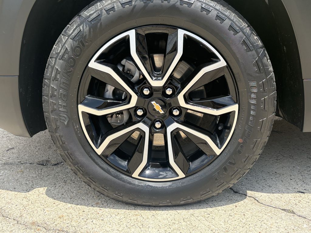 2023 Chevrolet TrailBlazer ACTIV Yellow at AutoSavvy Houston Southwest