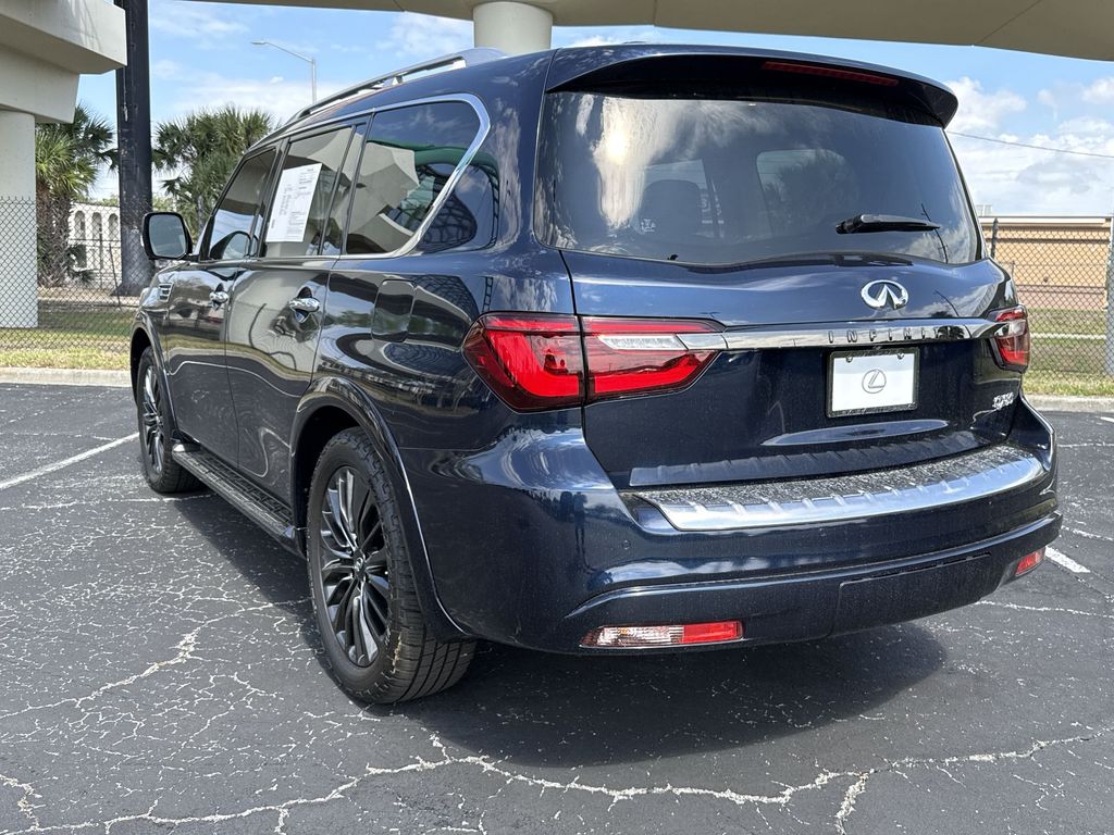 Thumbnail: 2022 INFINITI QX80 - 10