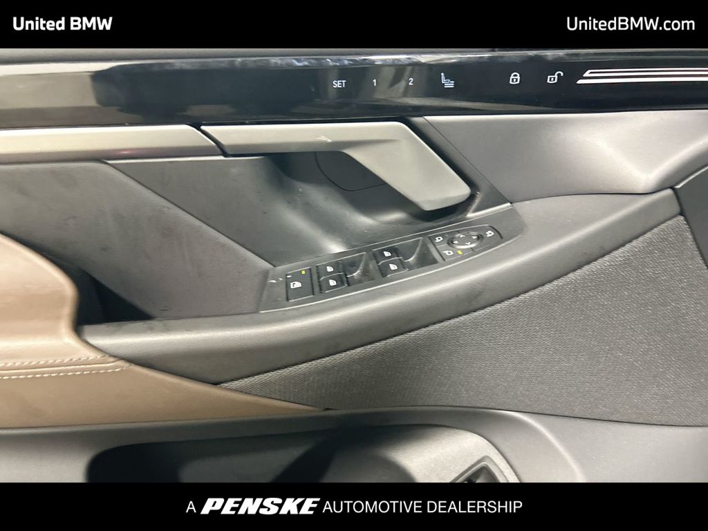 Thumbnail: 2024 BMW 5 Series - 11