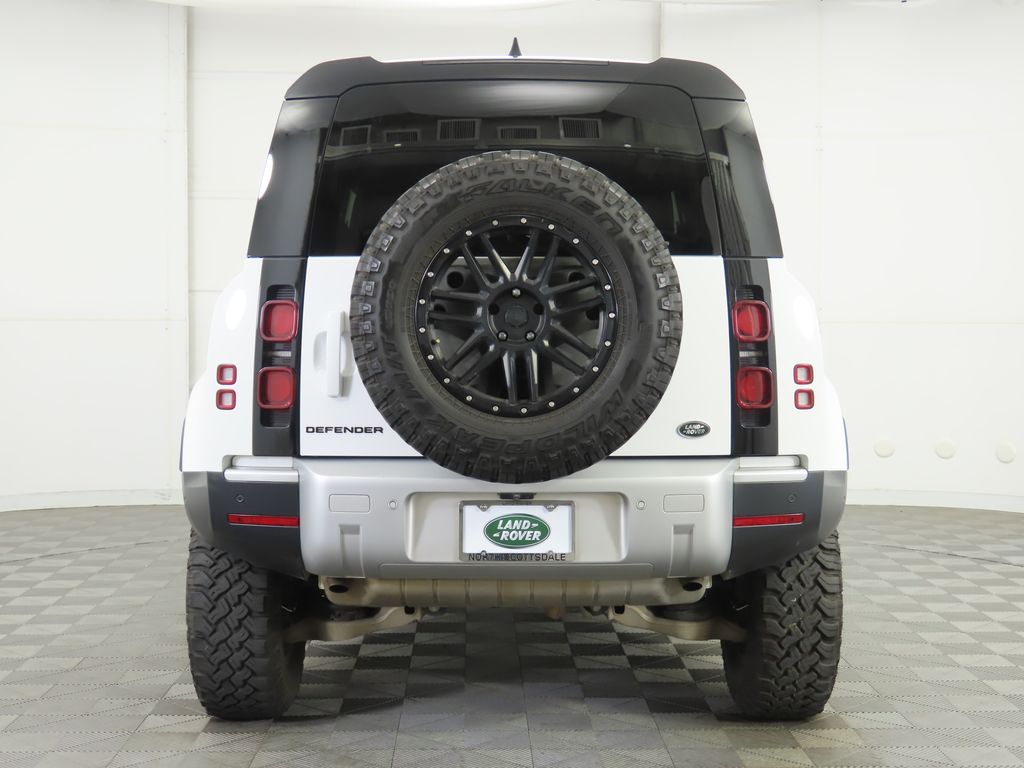Thumbnail: 2022 Land Rover Defender - 6