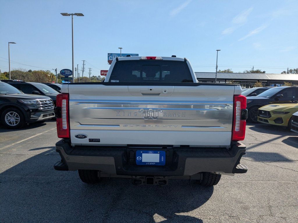 2026 Ford F-350 Super Duty Platinum