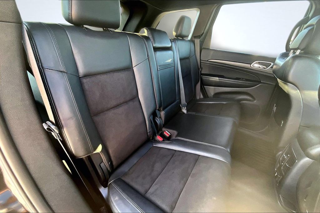 2020 Jeep Grand Cherokee Altitude Black at DeMontrond Auto Country