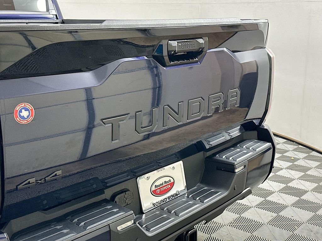 2024 Toyota Tundra Platinum 21