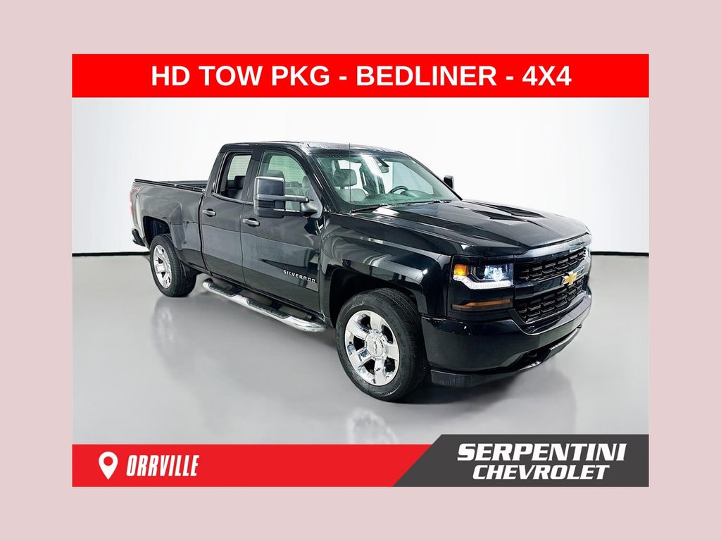 2017 Chevrolet Silverado 1500 Custom Double Cab 4WD