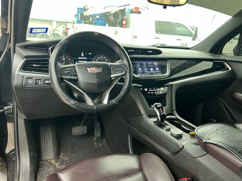 2022 Cadillac XT6 Premium Luxury Black at AutoSavvy Houston Northwest