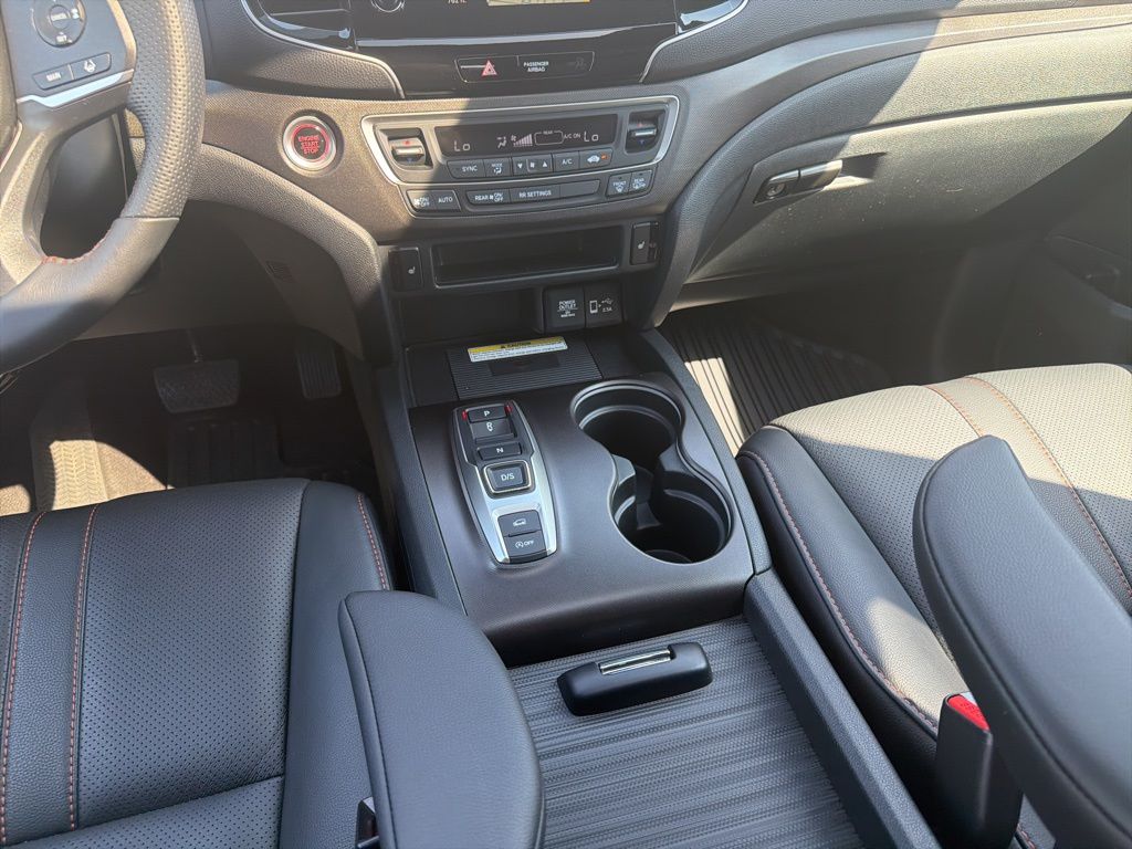 Thumbnail: 2023 Honda Passport - 16