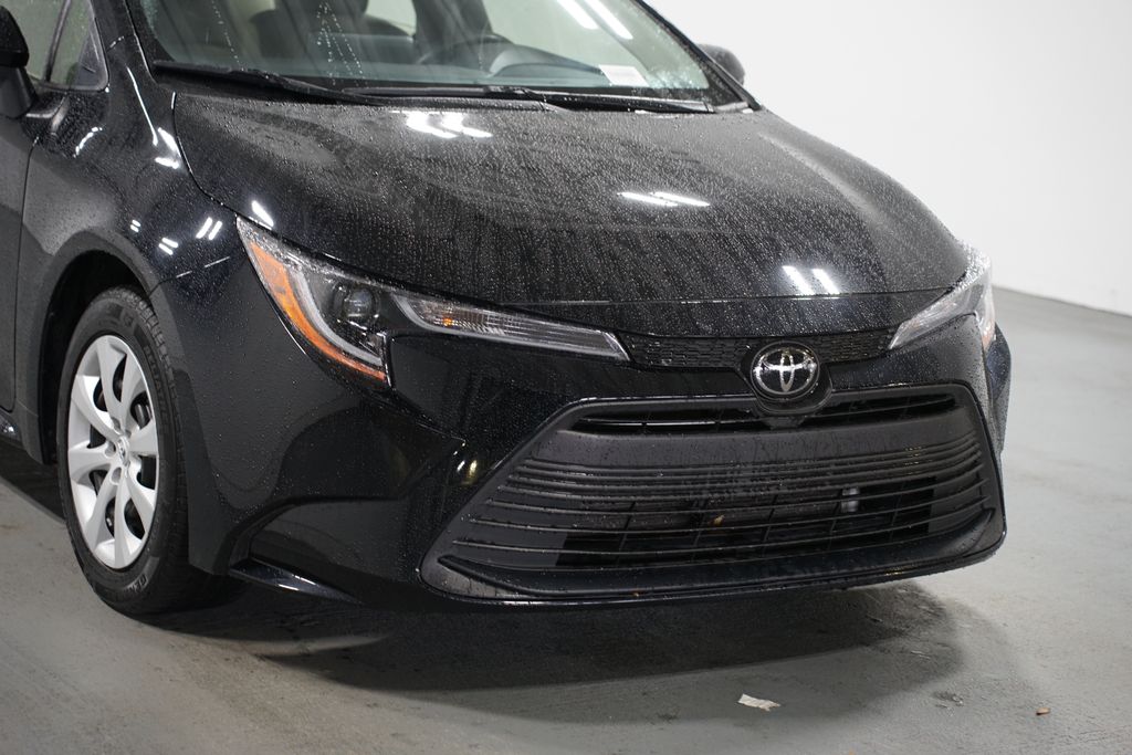 Thumbnail: 2023 Toyota Corolla - 4