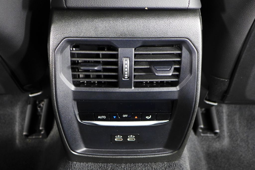 2024 BMW 3 Series 330i xDrive 24