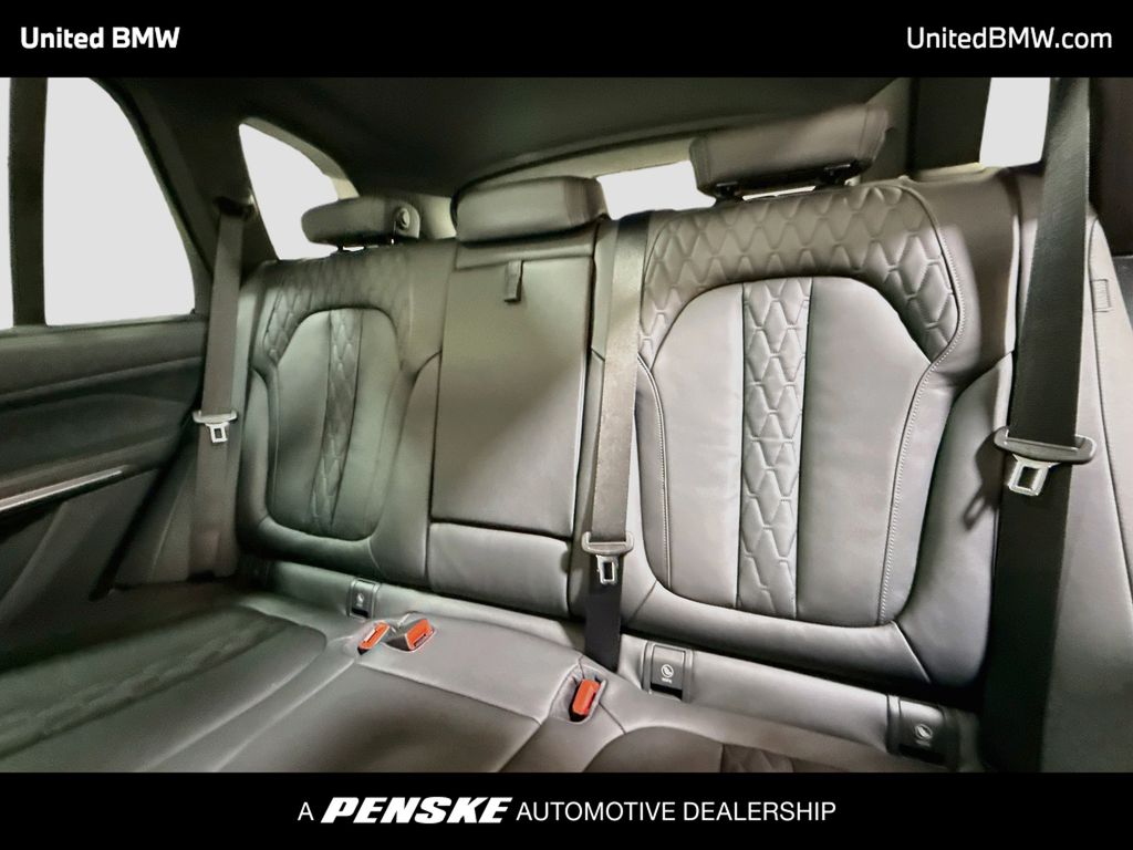 Thumbnail: 2026 BMW X5 - 13